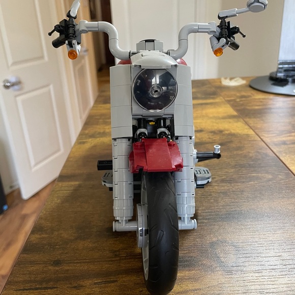 Lego Harley Davidson Fay Boy -#10269 - used - Picture 11 of 12